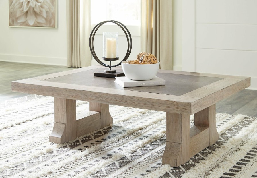 Living Room Ashley Furniture | Hennington Coffee Table