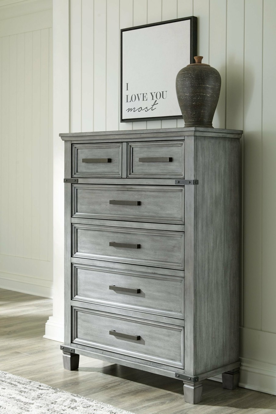 Bedroom Ashley Furniture | Russelyn Chest Of Drawers